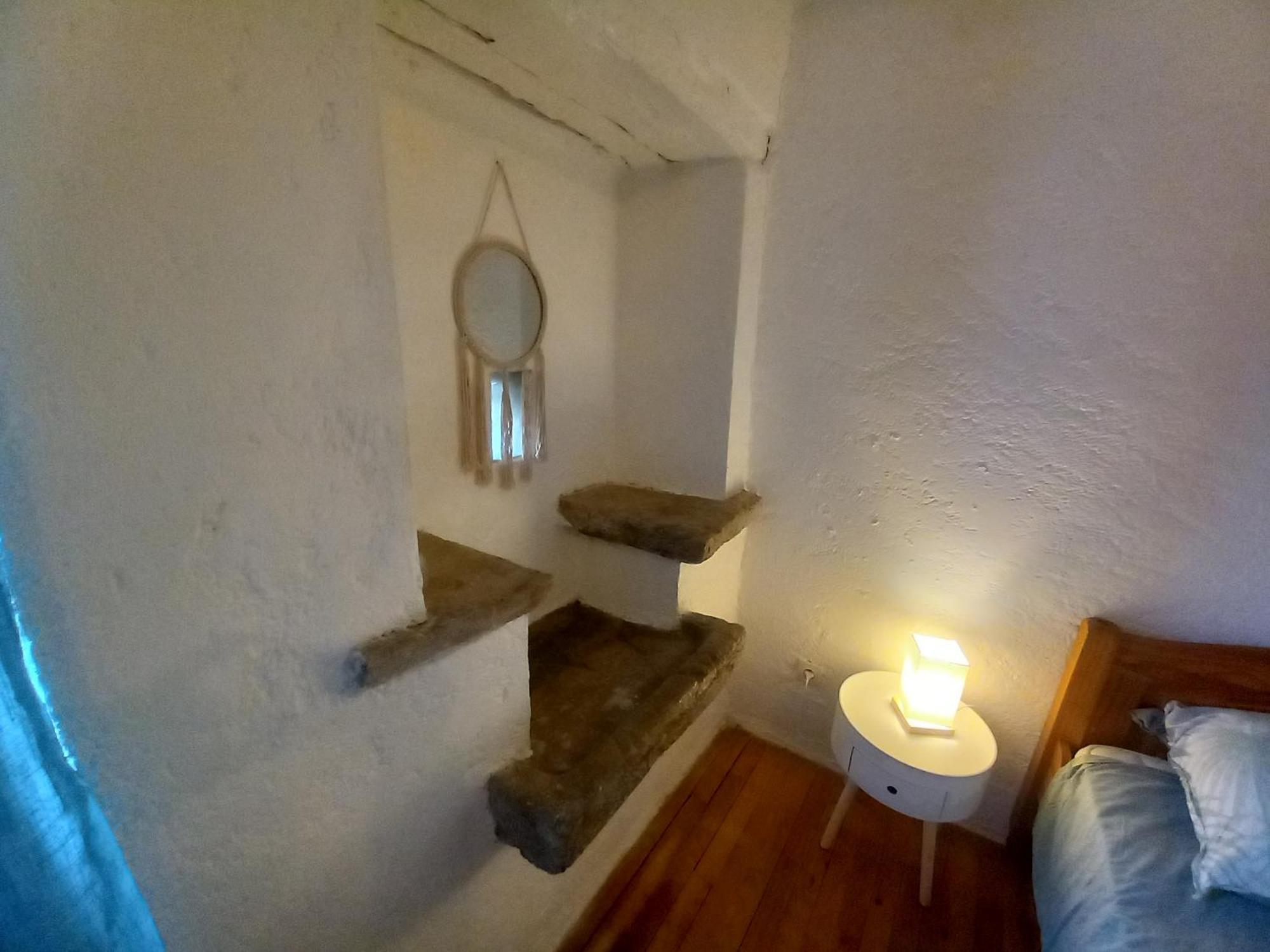 Maison Medievale Avec Jardin Dans Charmant Village Vers  Eksteriør billede